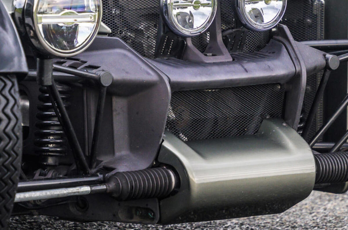 05 morgan super 3 rt 2022 front aluminium piece 05 morgan super 3 rt 2022 front aluminium piece