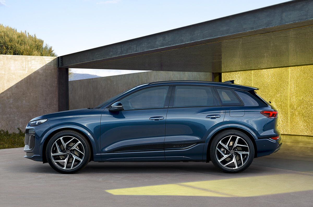 Sascha Hyde: "The Audi Q6 e-tron's powerful shoulders are reminiscent of the Audi e-tron GT" Sascha Hyde: "The Audi Q6 e-tron's powerful shoulders are reminiscent of the Audi e-tron GT"