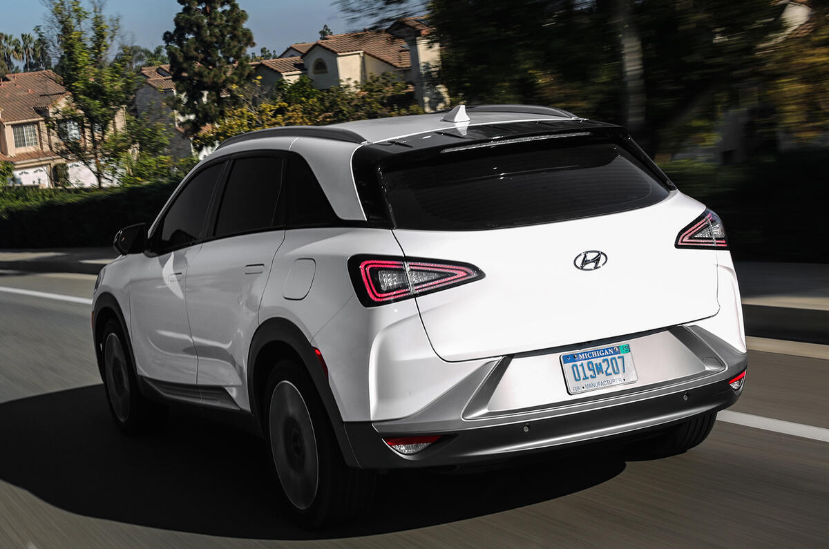 Hyundai Nexo hydrogen fuel cell-powered SUV revealed at CES