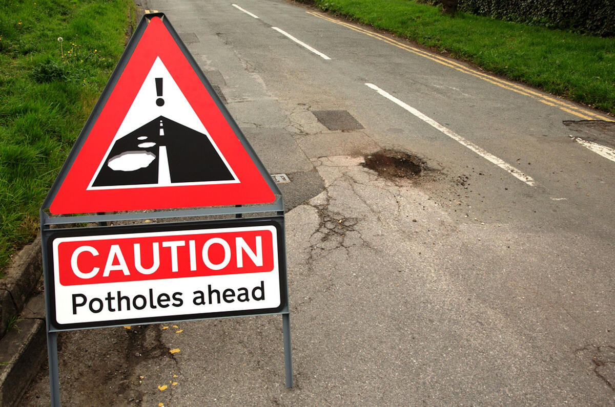 Pothole warning