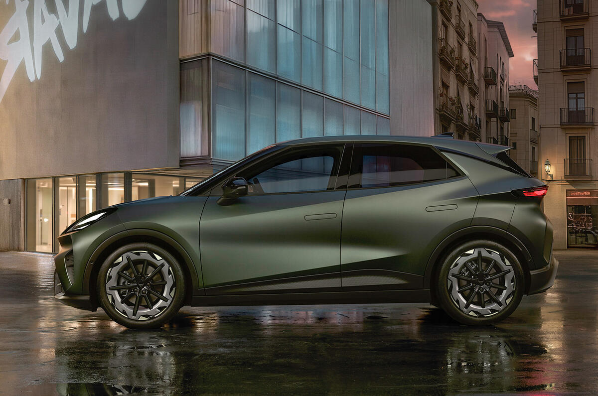 07 CUPRA Raval Manganese Matt