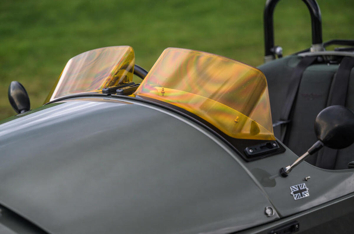 08 morgan super 3 rt 2022 yellow aeroscreens 08 morgan super 3 rt 2022 yellow aeroscreens