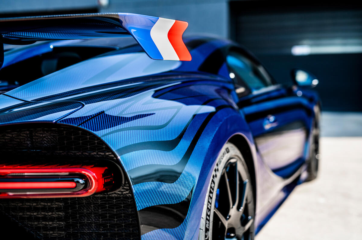 08 bugatti vagues de lumiere 08 bugatti vagues de lumiere