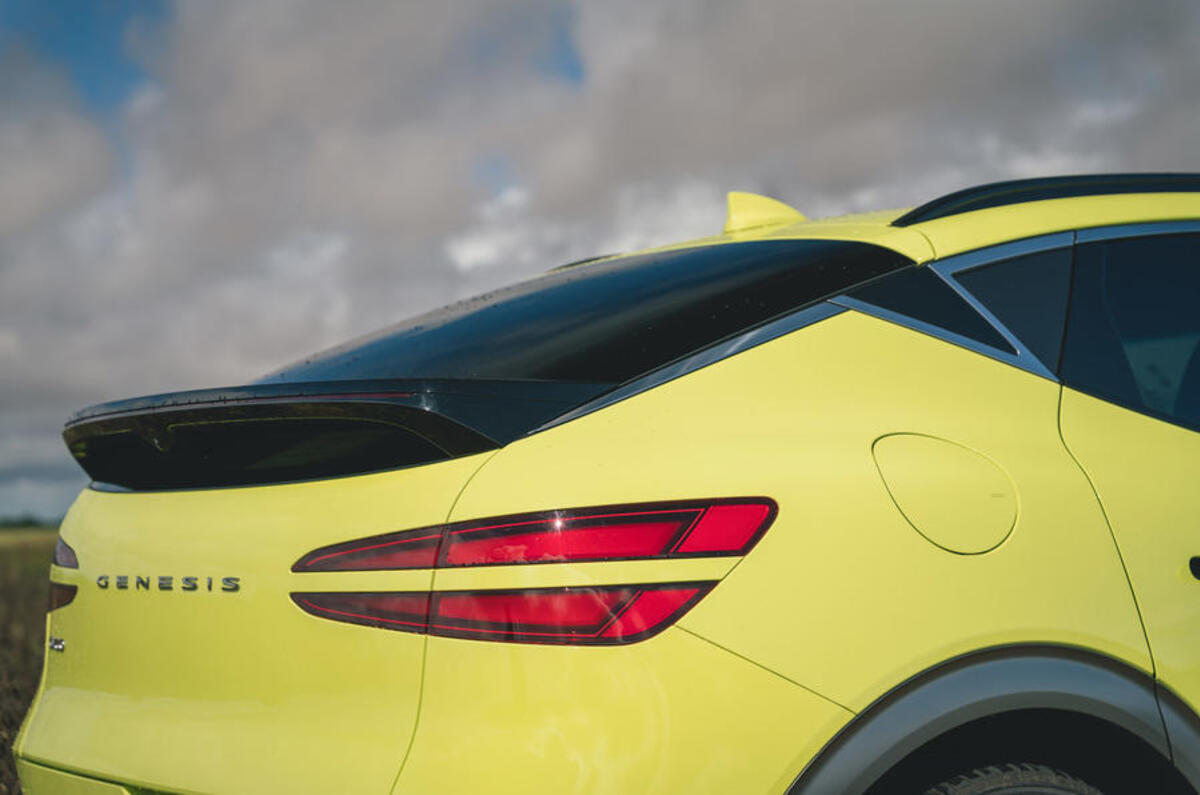 09 genesis g60 sport plus rt 2022 rear 3 4 09 genesis g60 sport plus rt 2022 rear 3 4