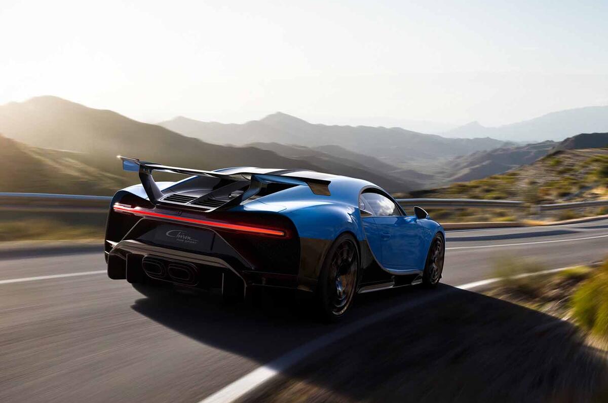 Bugatti Chiron Pur Sport rear moving