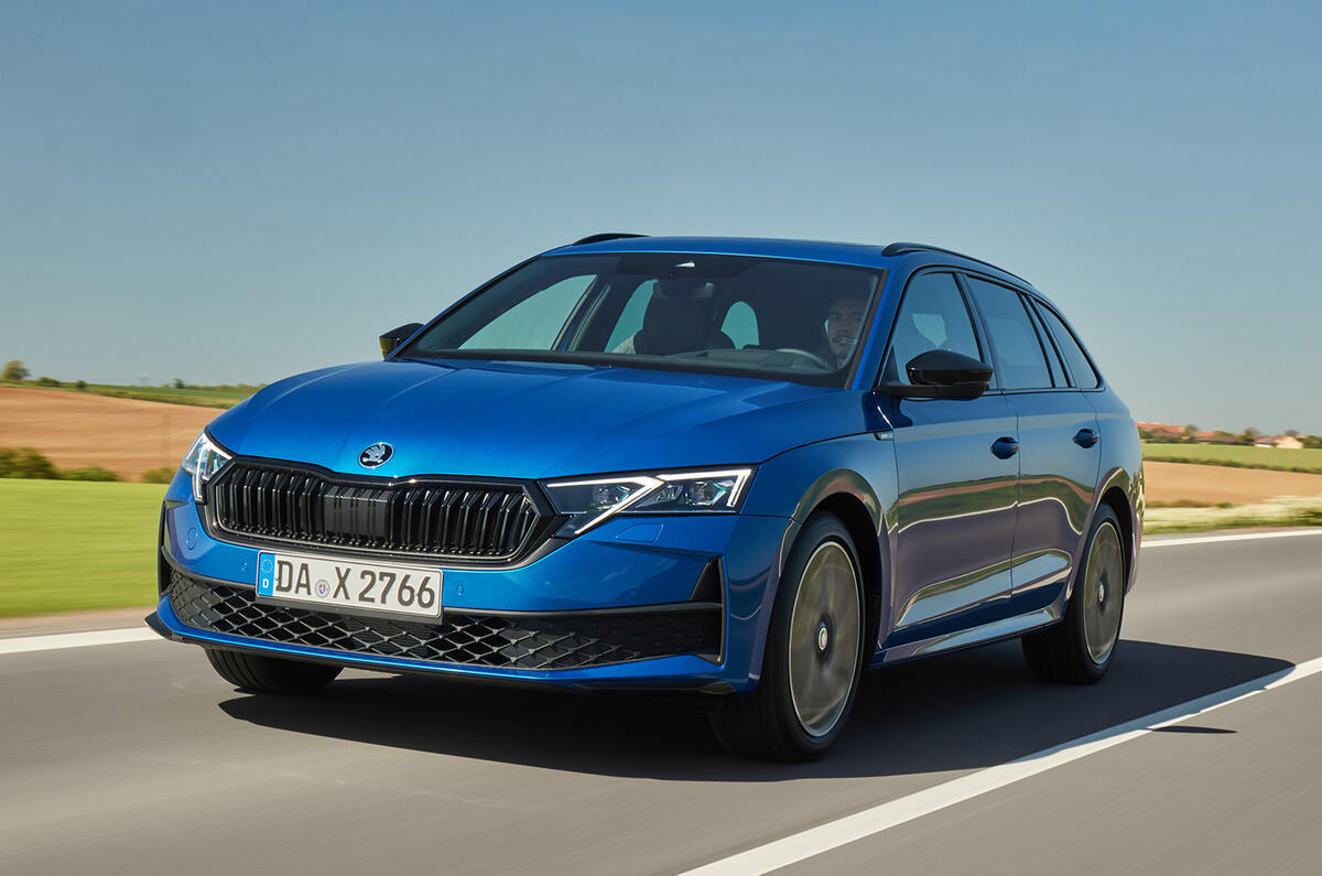 Skoda Octavia front three quarters driving