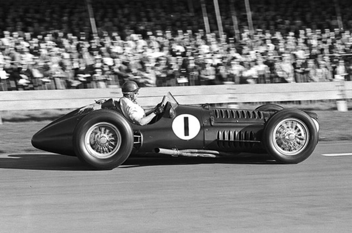 BRM V16 - side BRM V16 - side