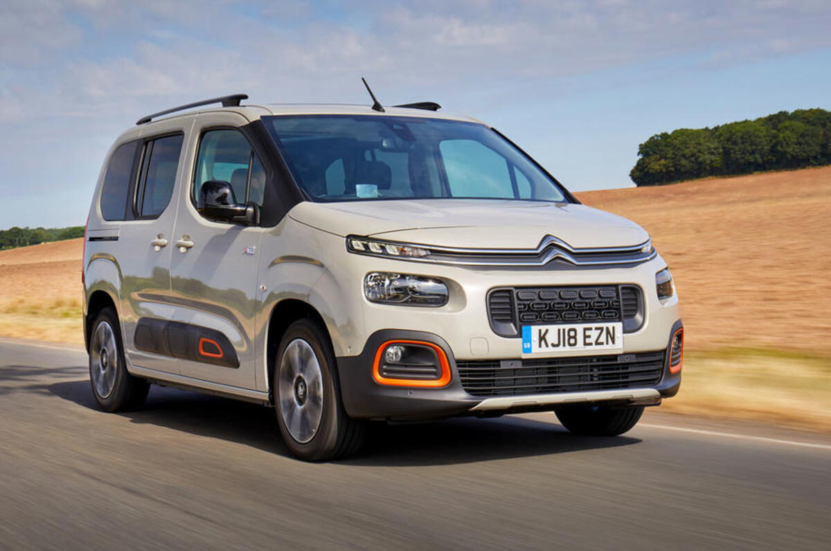 1 citroen berlingo 2018 rt hero front