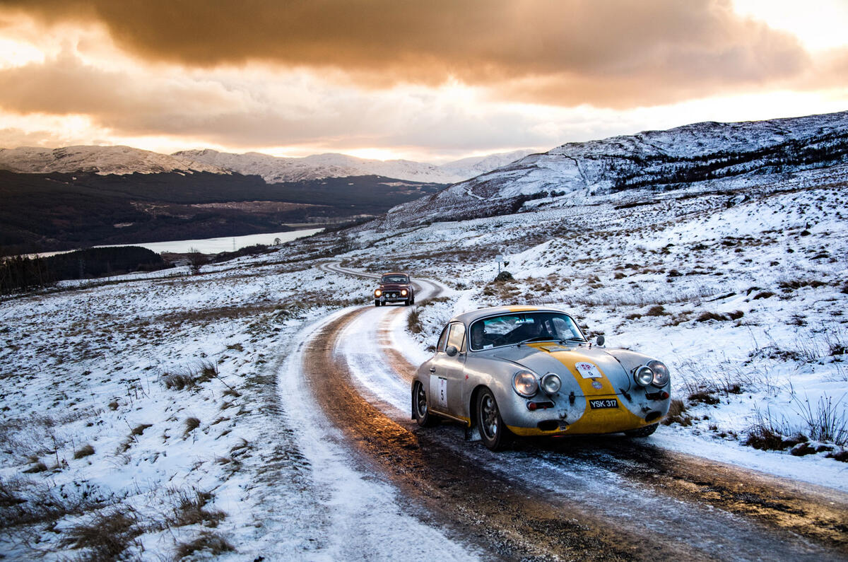 1 classic car racing