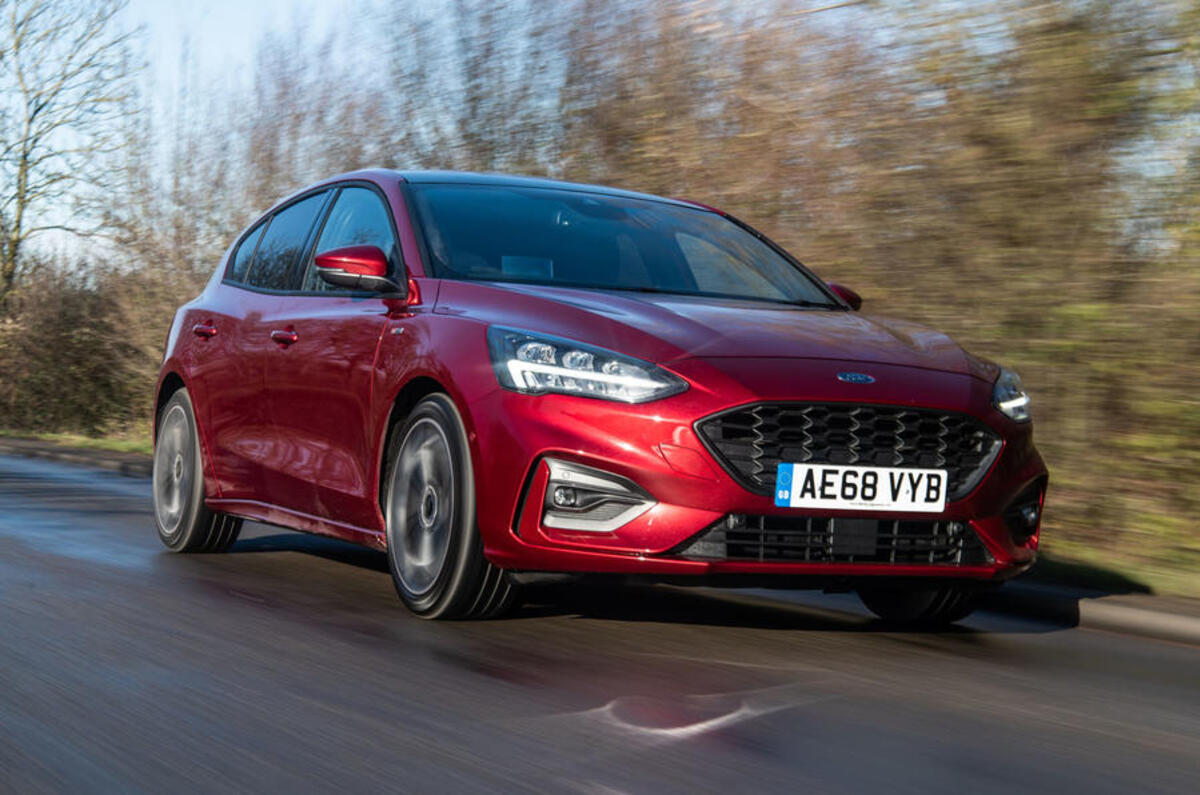 1 ford focus stline x 2019 rt hero front