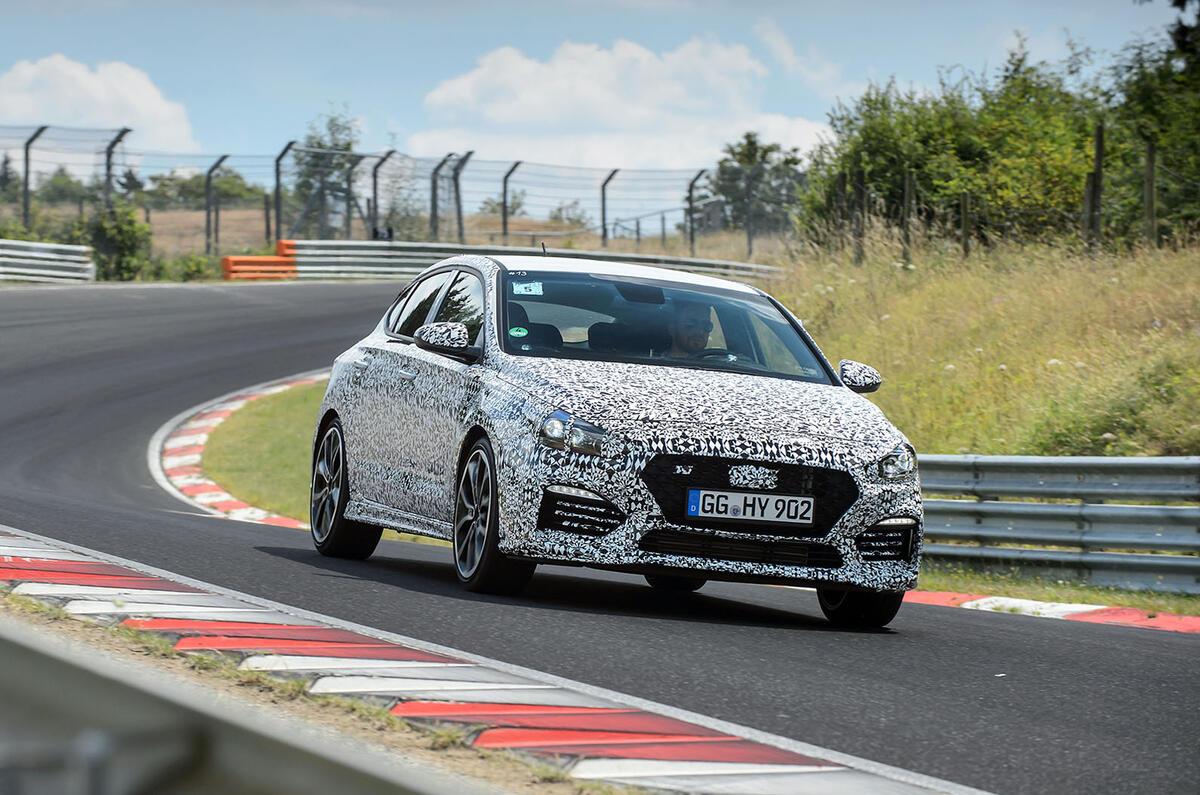 Hyundai i30 Fastback prototype official photo Nurburgring 1