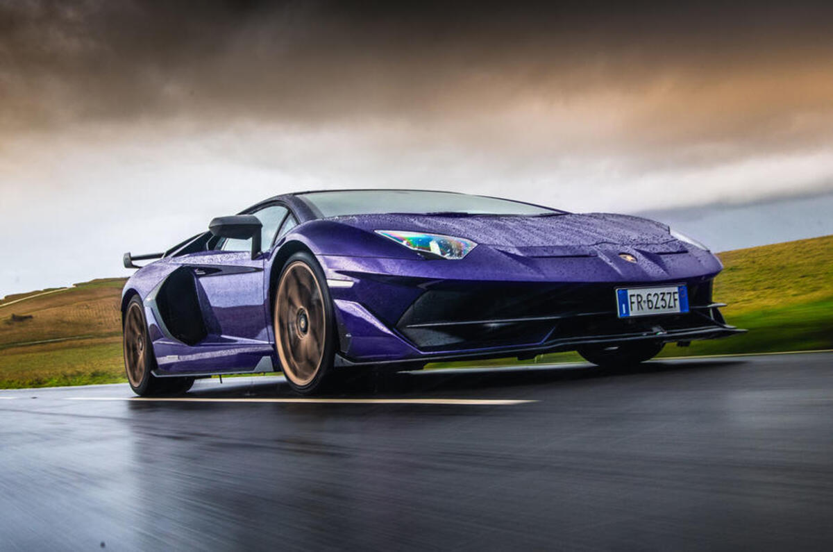 1 lamborghini aventador svj 2019 rt hero front 1 lamborghini aventador svj 2019 rt hero front
