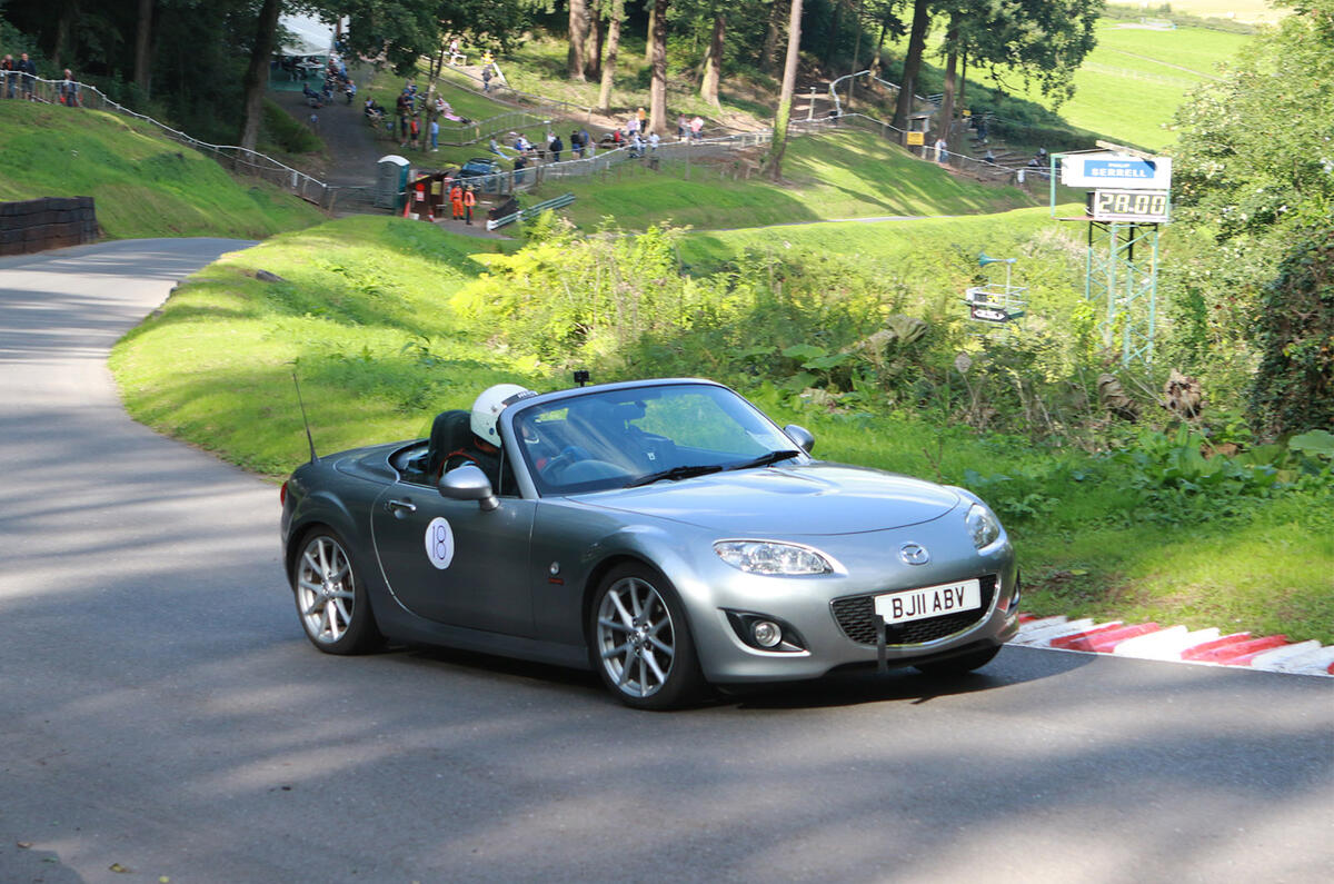 Mazda MX-5 - front