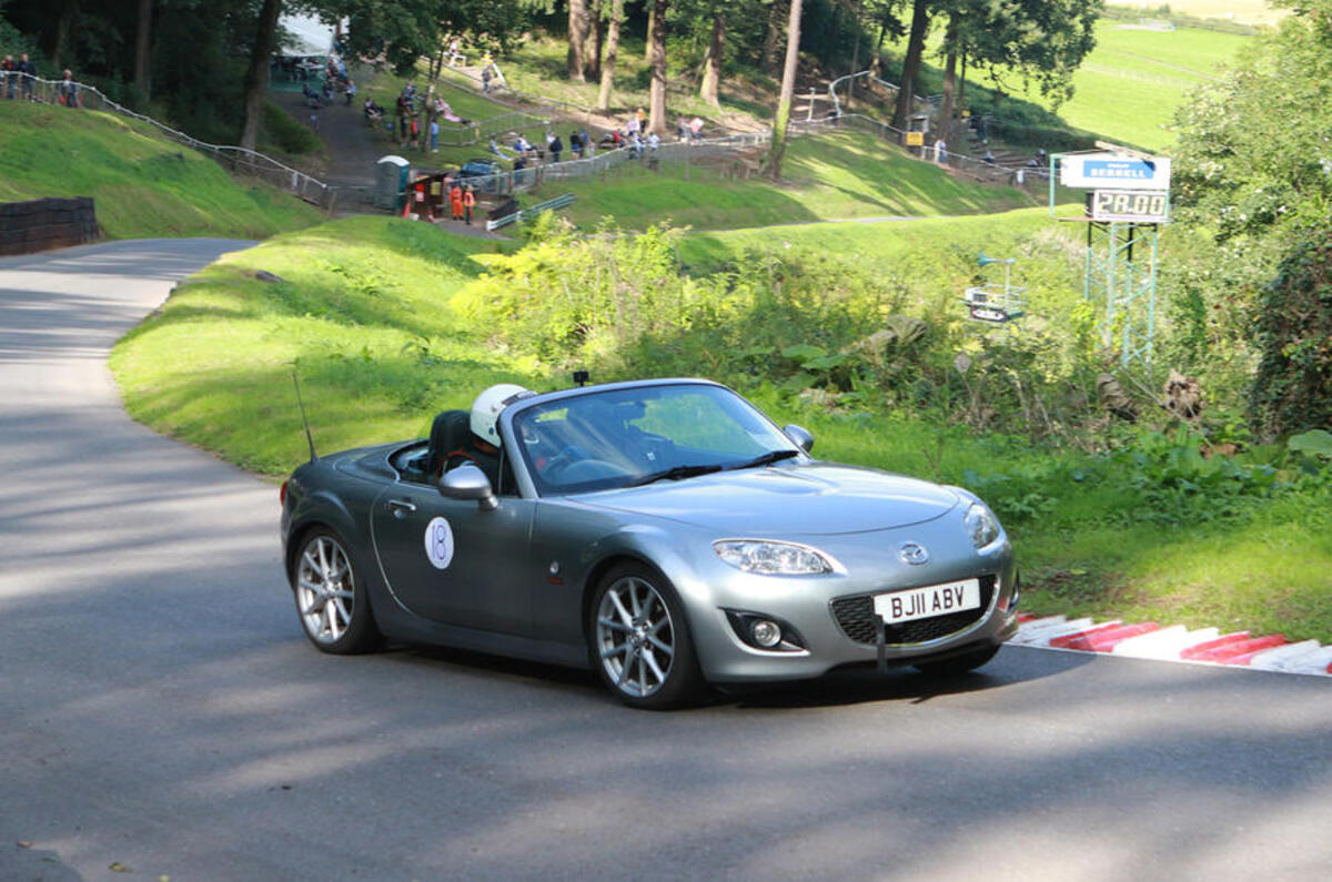 1 mazda mx 5 front