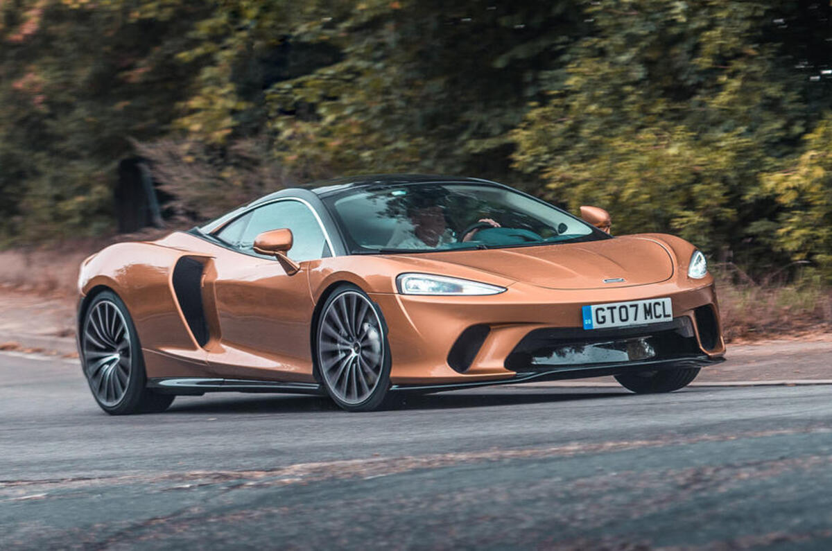 McLaren GT