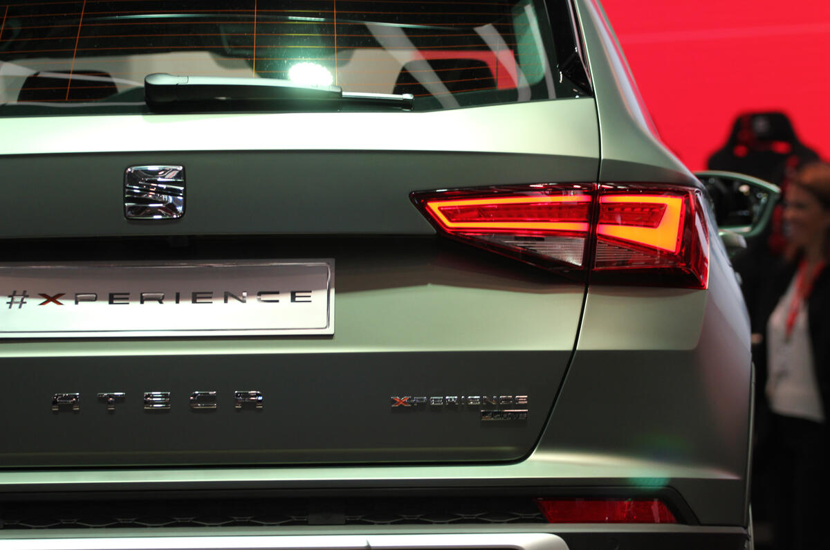 The SEAT Ateca X-PERIENCE is displayed on the firm's interior stand The SEAT Ateca X-PERIENCE is displayed on the firm's interior stand