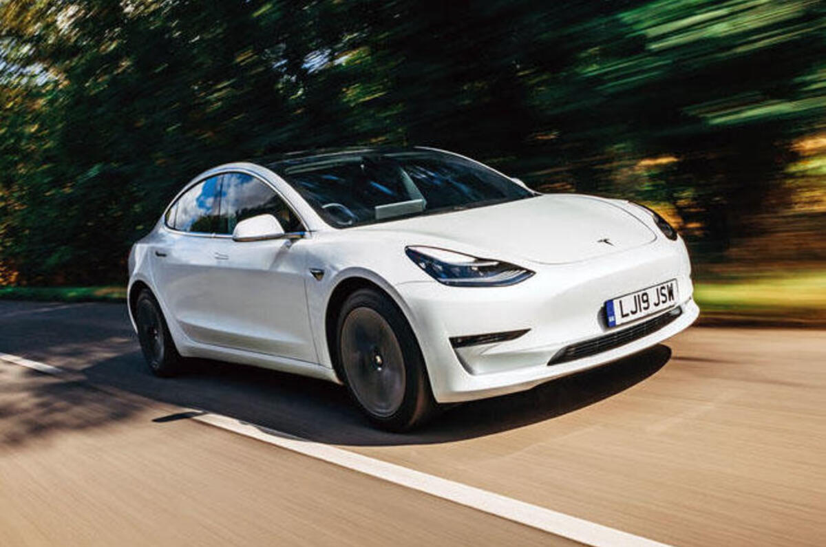 1 tesla model 3 2019 rt hero front 0 1 tesla model 3 2019 rt hero front 0