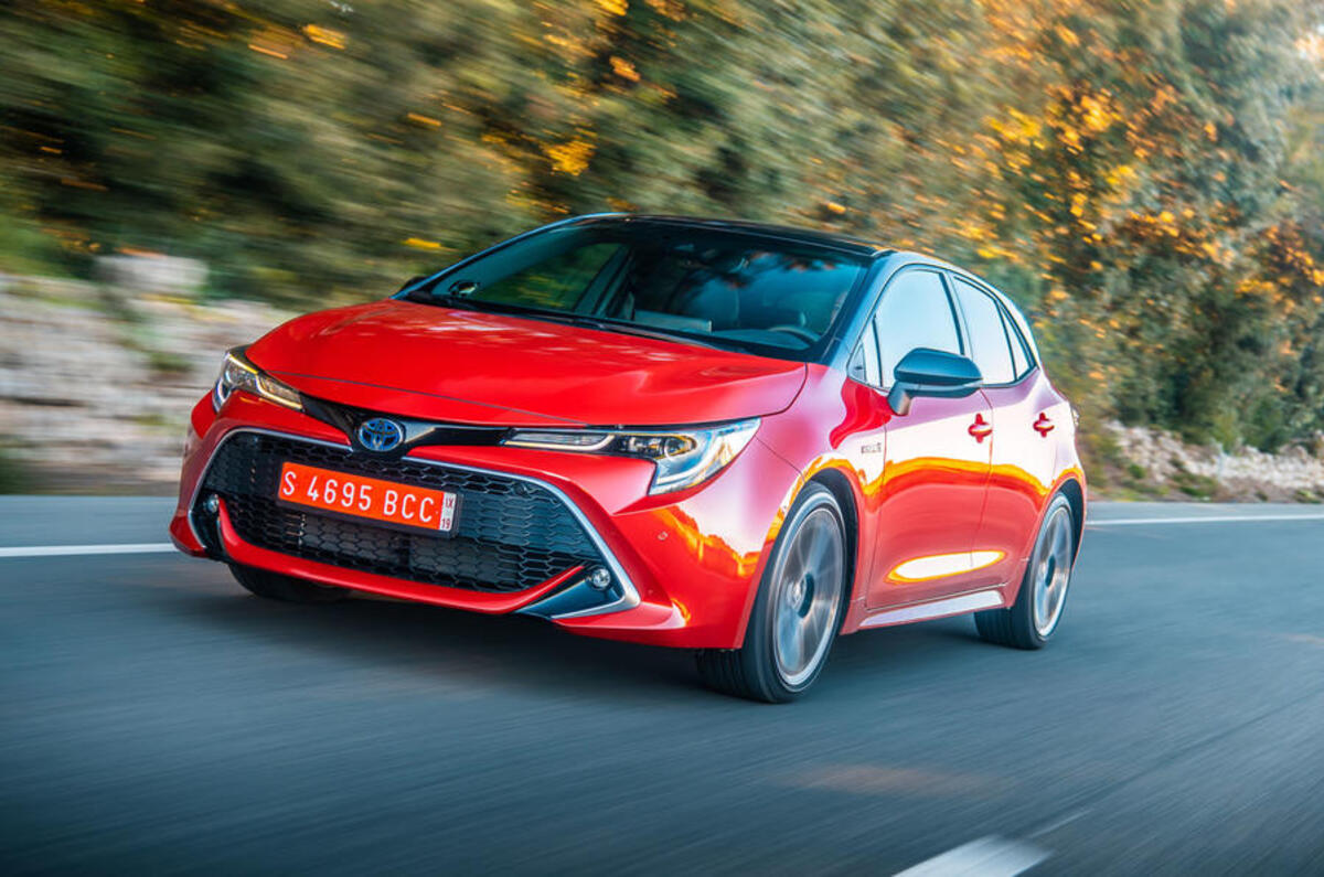 1 toyota corolla hybrid hatchback 2019 fd hero front 2