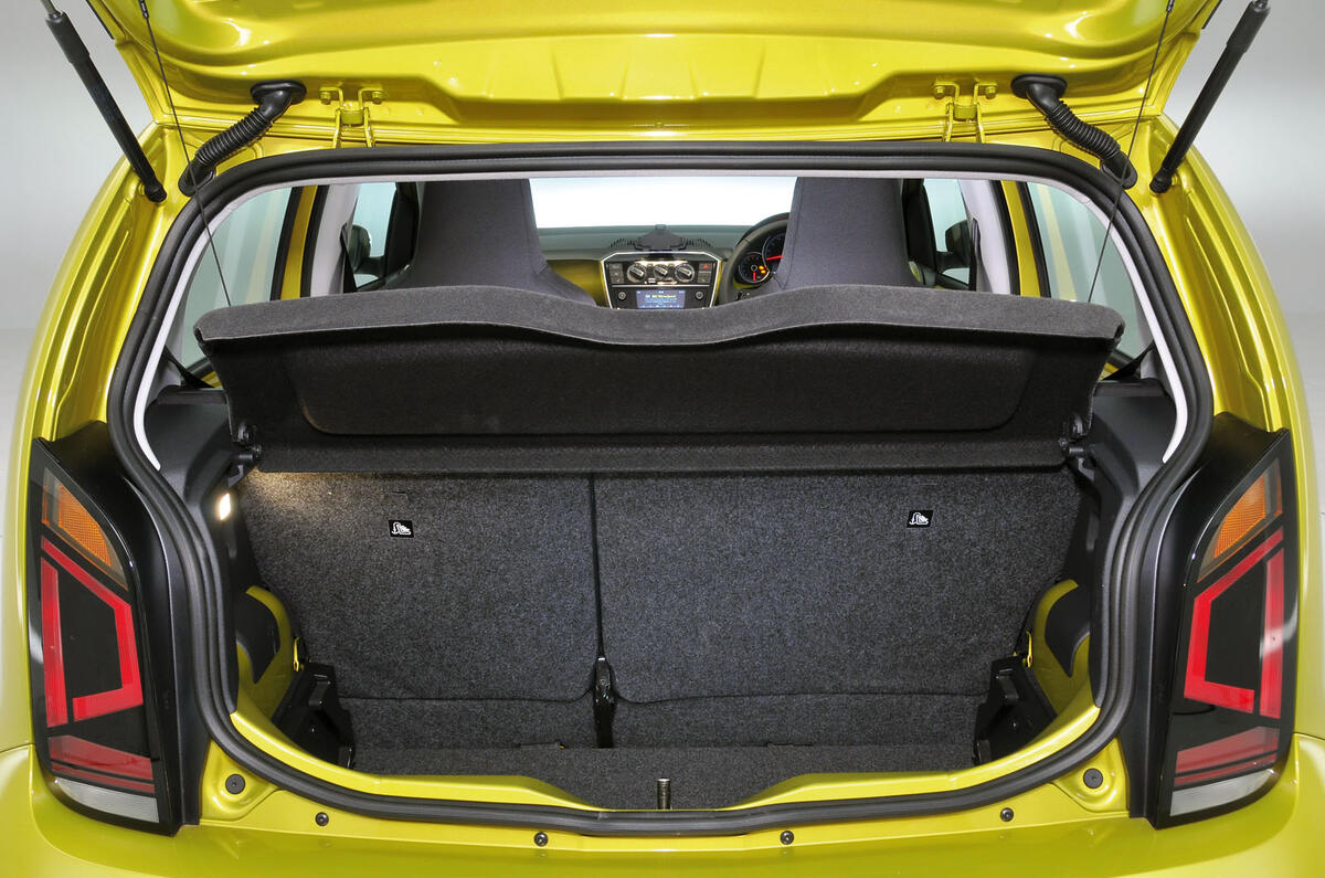 Volkswagen Up 2016 - boot Volkswagen Up 2016 - boot