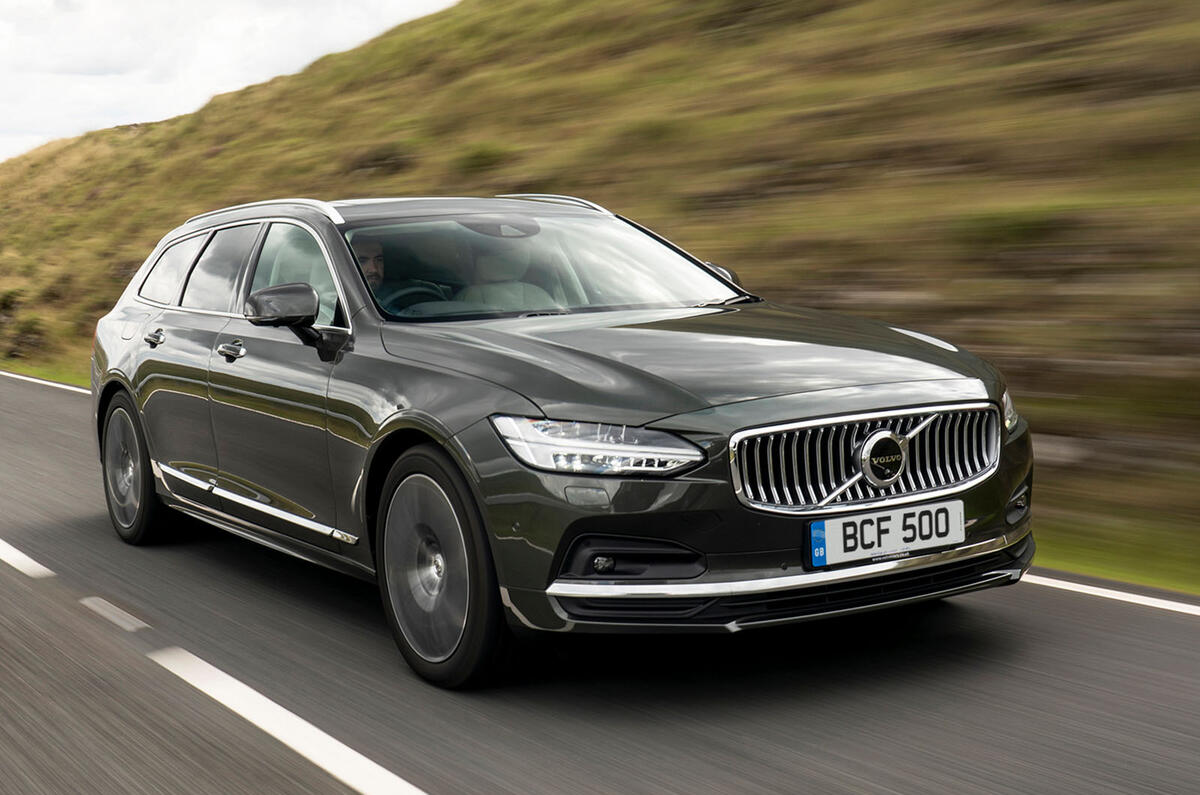 1 volvo v90 b5 2020 uk fd hero front 1 volvo v90 b5 2020 uk fd hero front