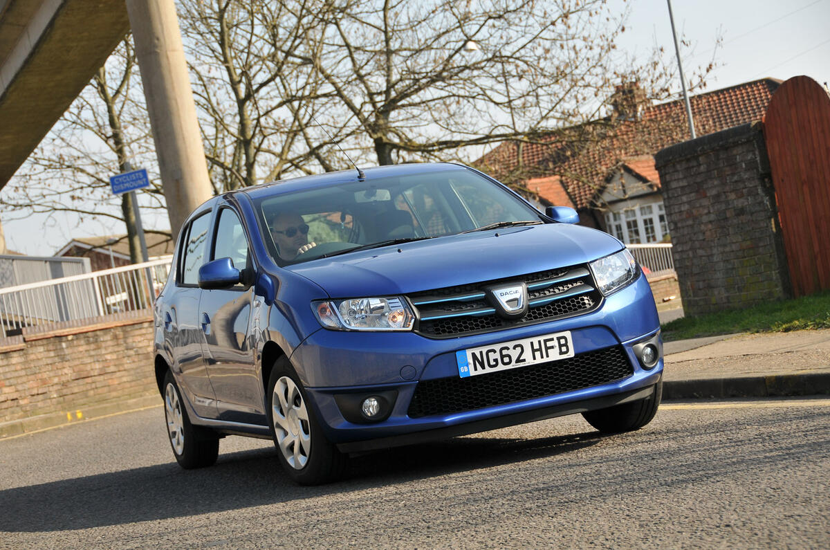 Dacia Sandero - static front