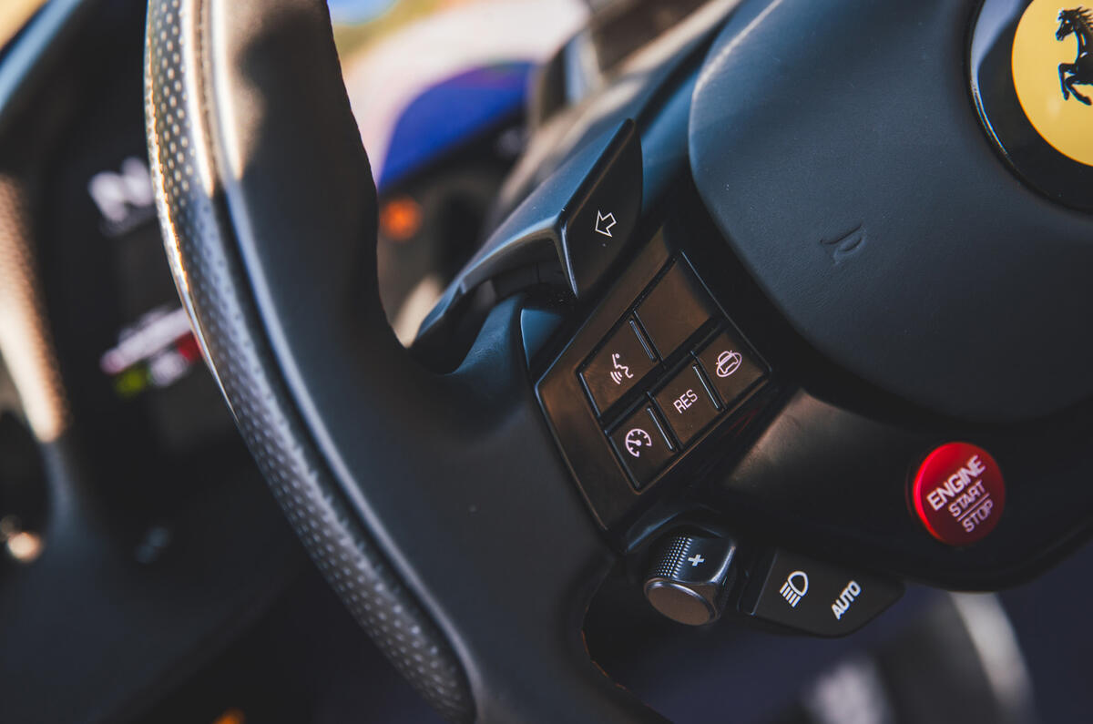 10 Ferrari Amalfi Spider review 2026 controls
