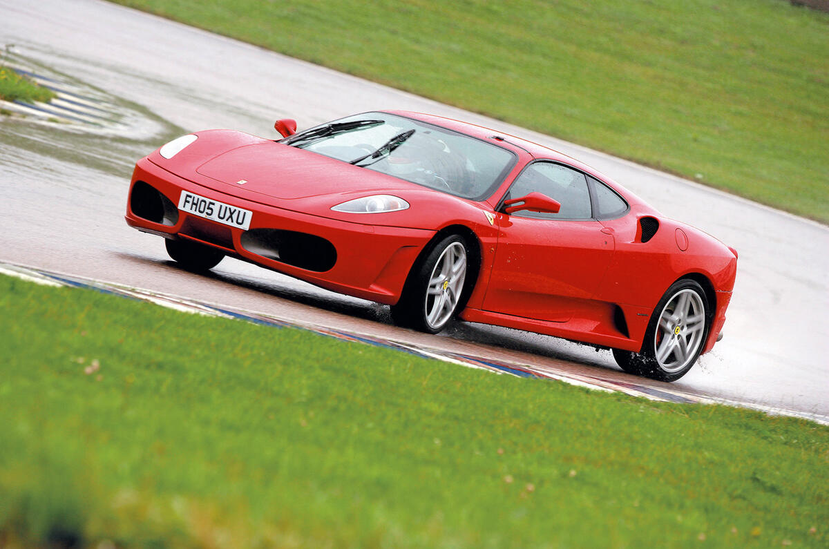 Ferrari F430 2005 - hero front