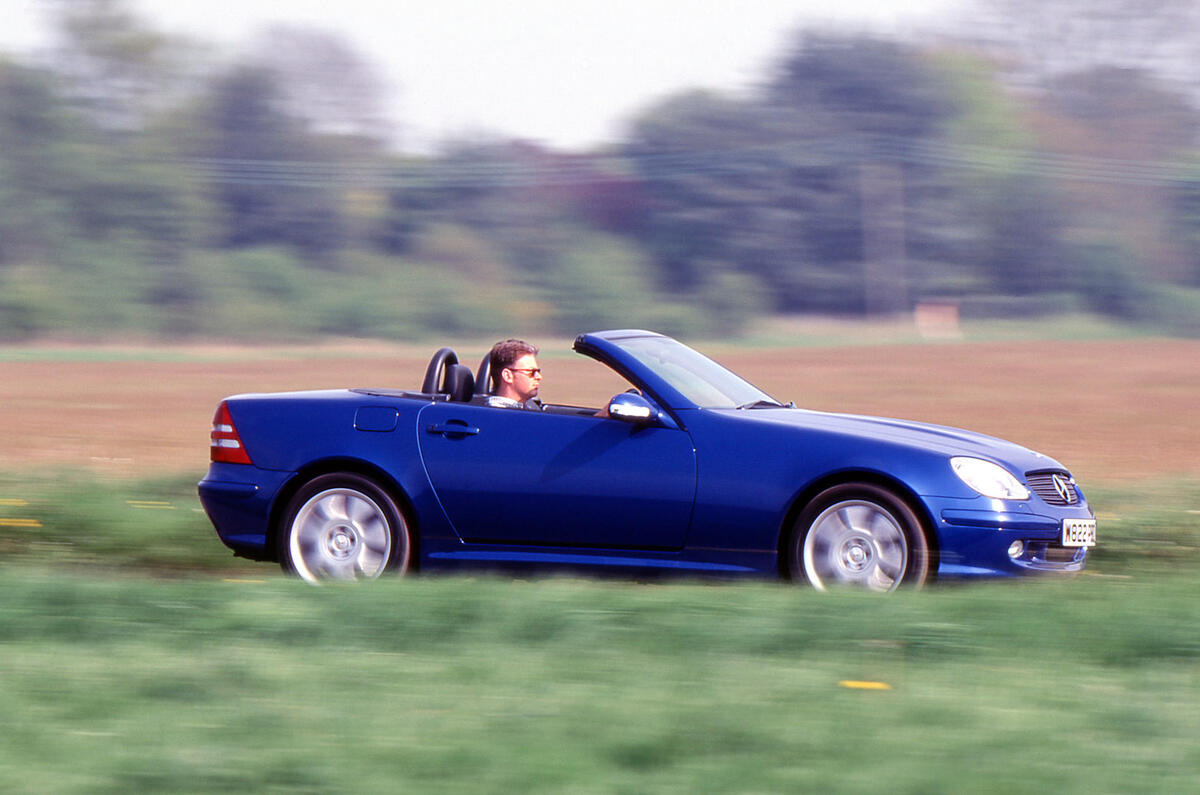 Mercedes-Benz SLK 200 - hero side Mercedes-Benz SLK 200 - hero side