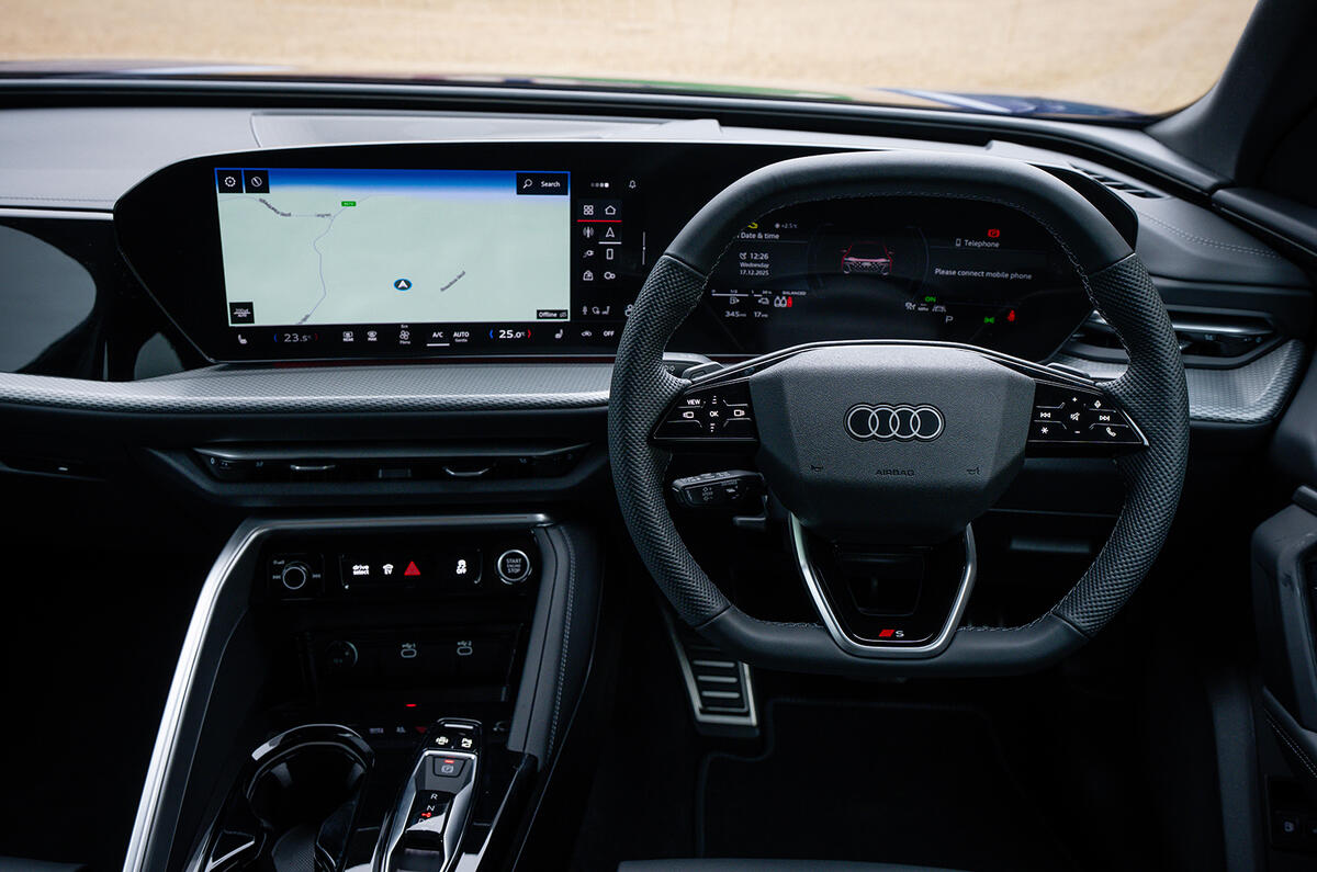 Audi Q5 e-hybrid interior