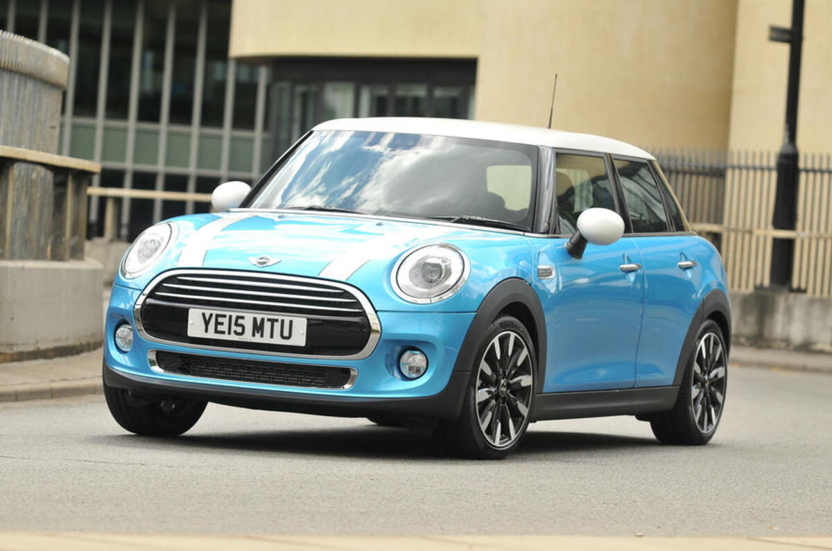 Mini 5dr Cooper - front