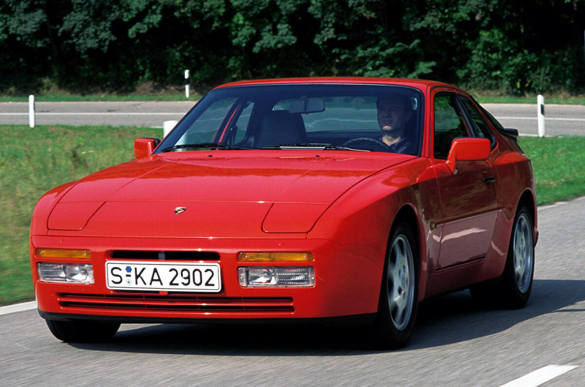 Porsche 944 S2 - hero front