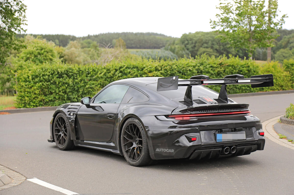 Porsche 911 GT3 RS - spy shots