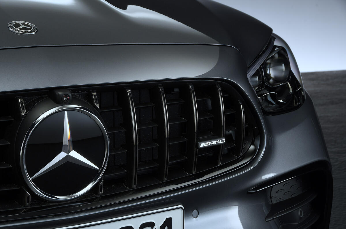 Mercedes-AMG E53 2020 - stationary front Mercedes-AMG E53 2020 - stationary front