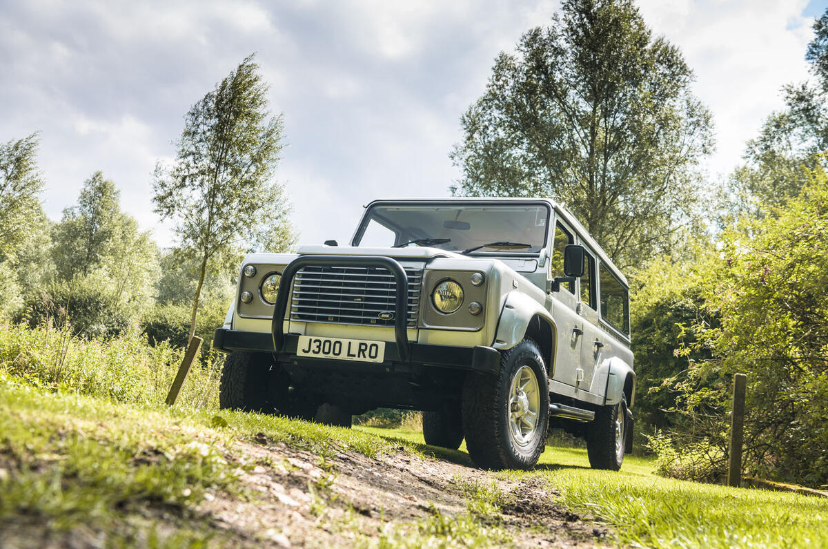 Defender hearse conversion - front