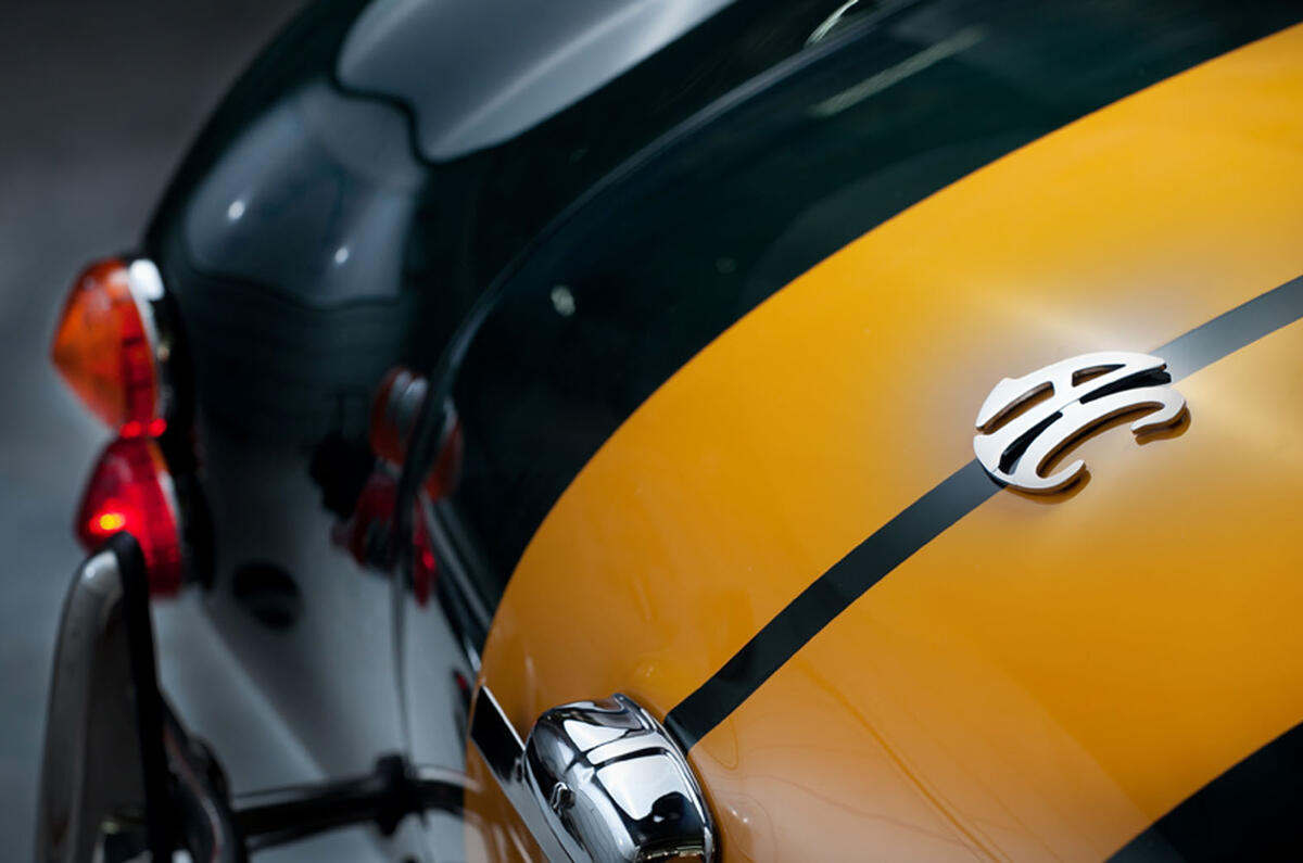 2017 AC Cobra 378 - new pics of 550bhp V8 model