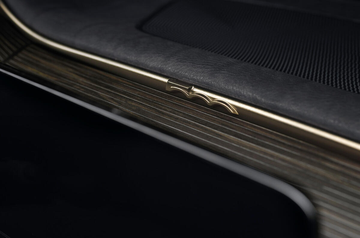 Fiat 500 Giorgio Armani - interior