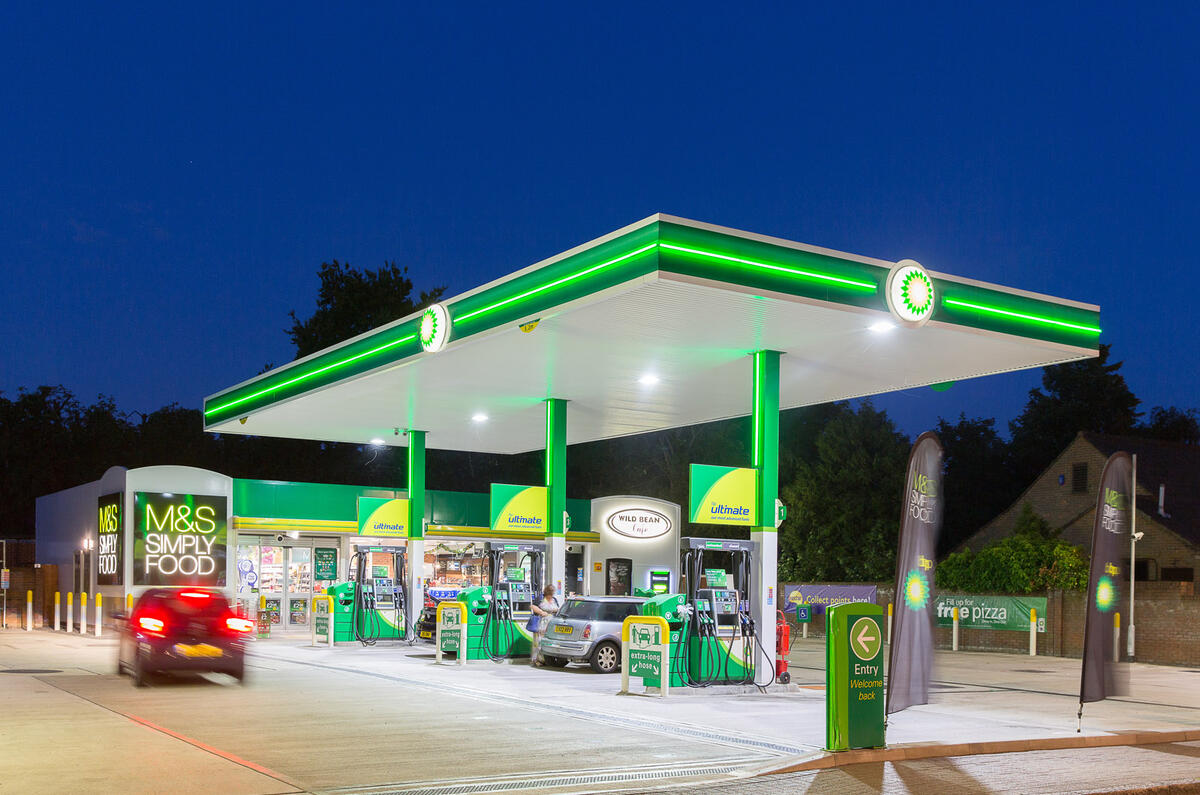 10 BP forecourt HIGH RESOLUTION