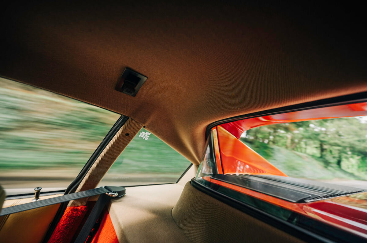 10 Ferrari 328GTBvsAlfaGiulia olg 30 10 Ferrari 328GTBvsAlfaGiulia olg 30