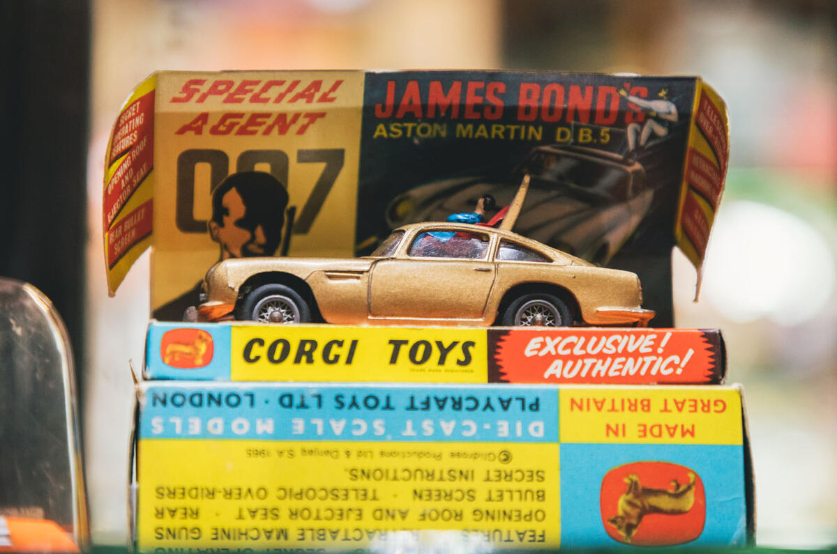 Collectors Old Toy Shop