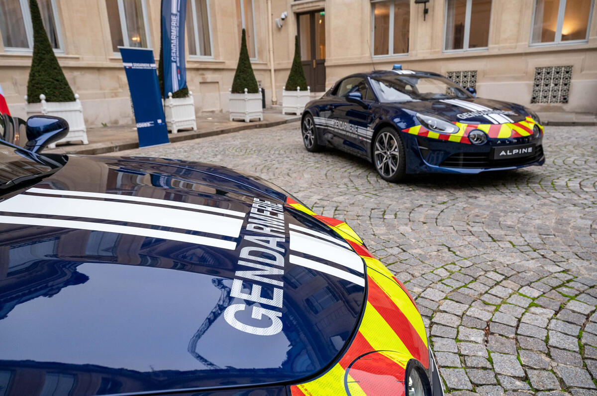 11 Dévoilement des nouvelles Alpine A110 gendarmerie nationale 11 Dévoilement des nouvelles Alpine A110 gendarmerie nationale