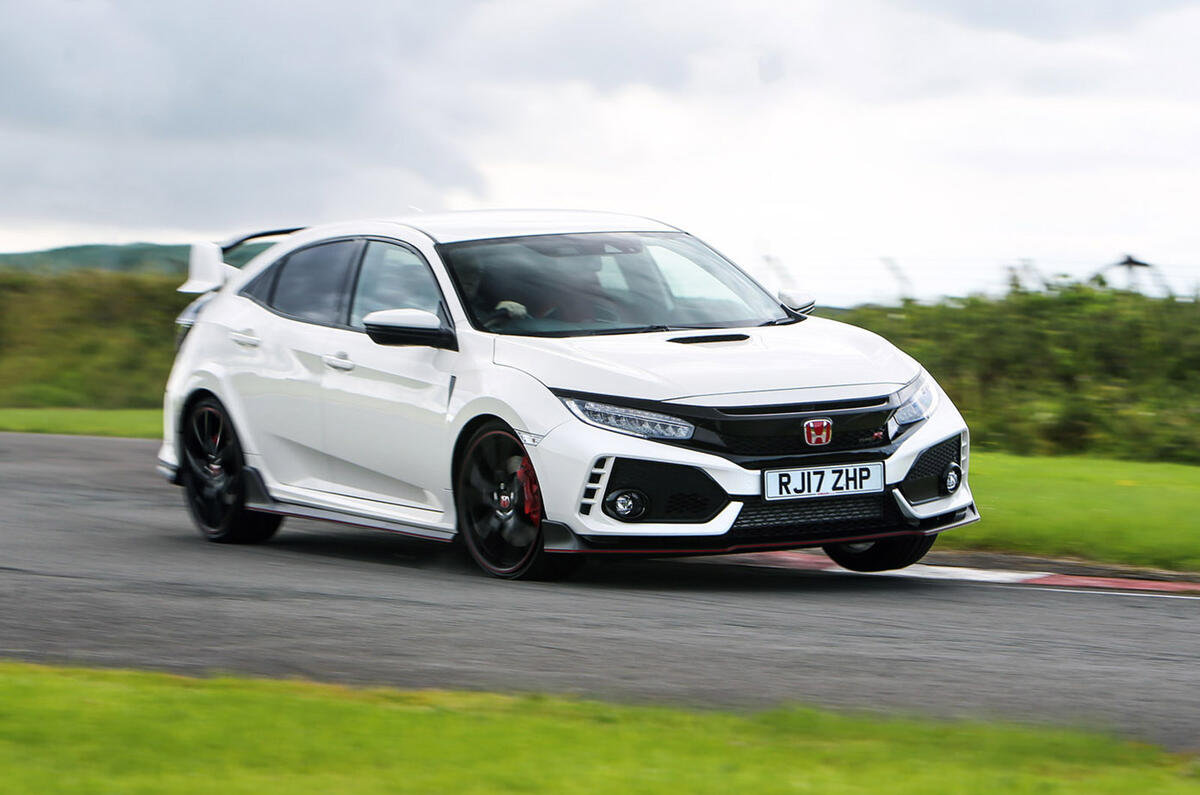 Honda Civic Type R - hero front