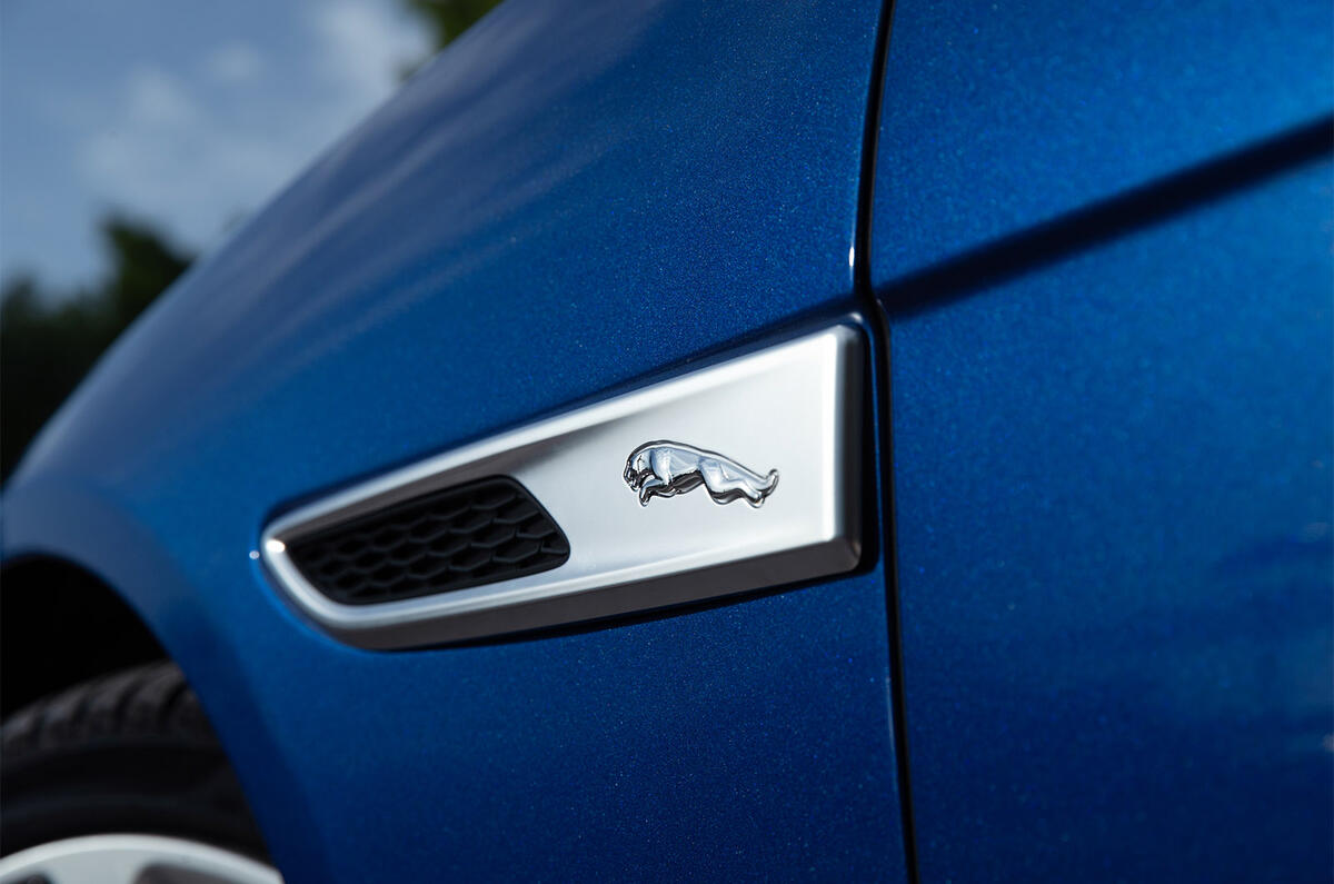 Jaguar XF - light Jaguar XF - light