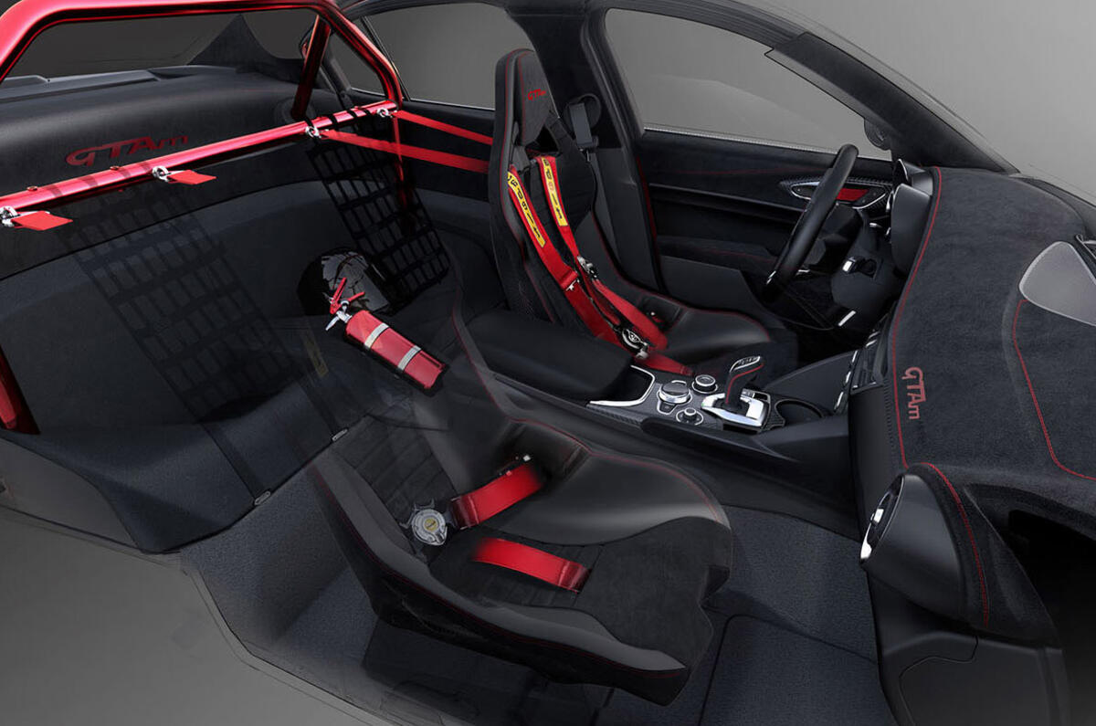 Alfa Romeo Giulia GTA 2020 - interior