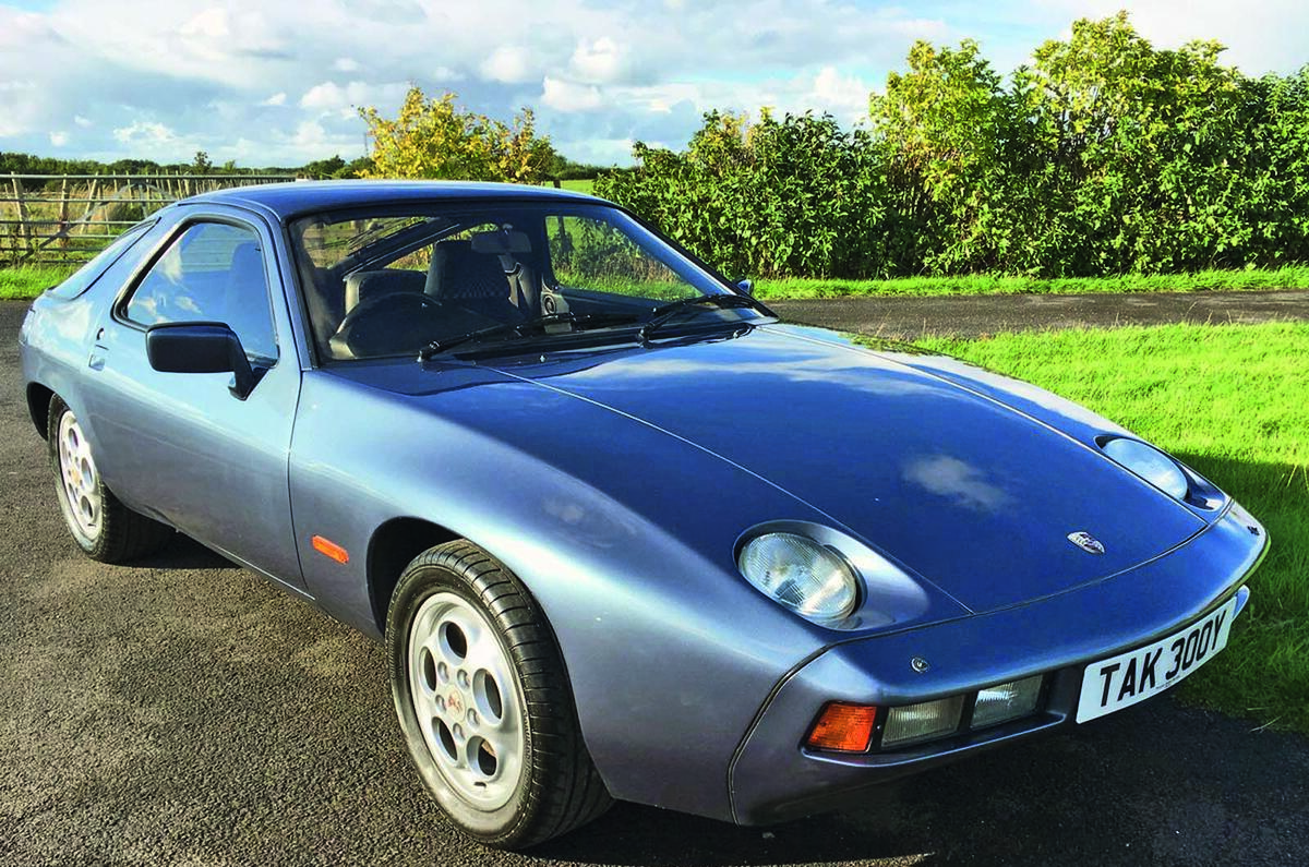 Porsche 928