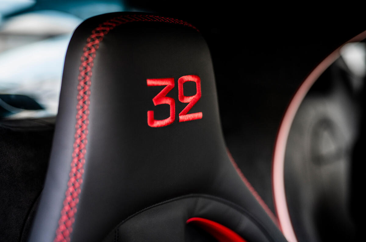 11 bugatti cps gp seat 11 bugatti cps gp seat