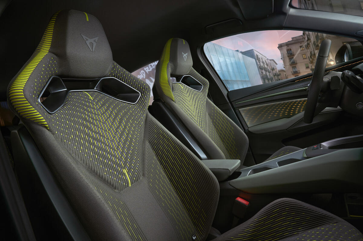 11 CUPRA Raval Manganese Matt