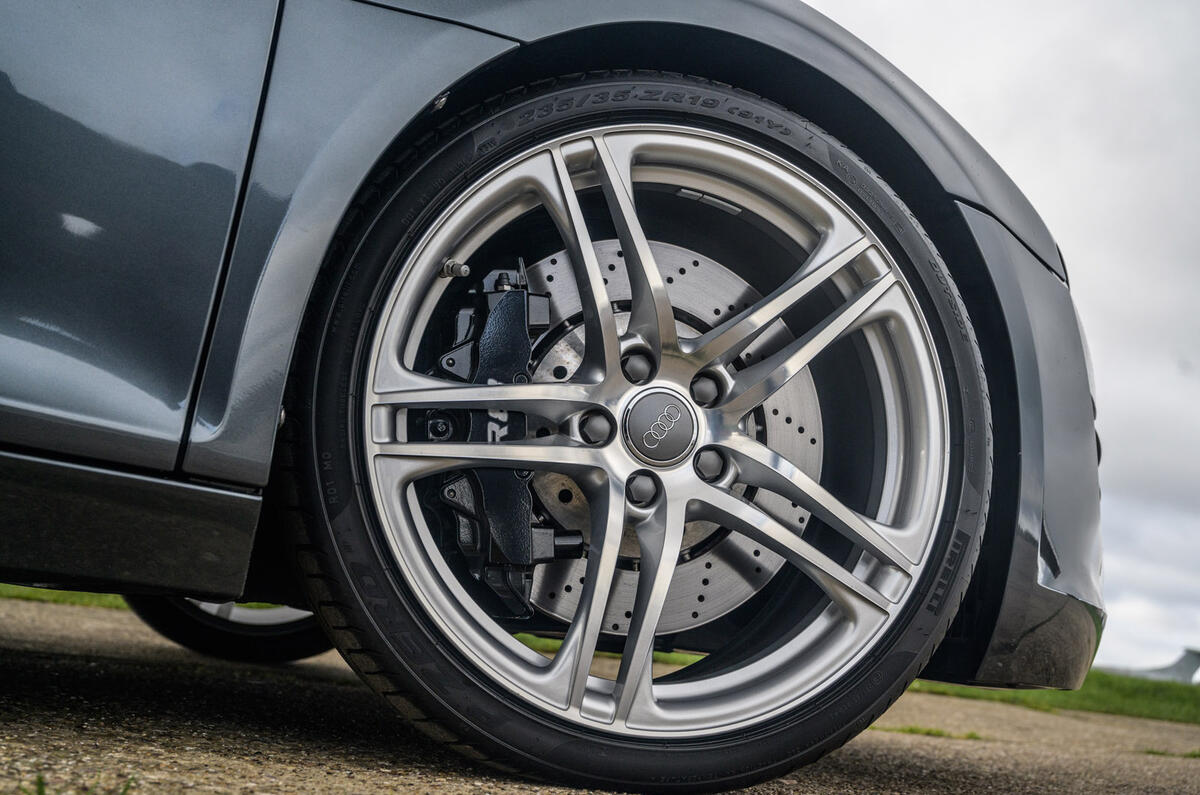 Audi R8 - wheel Audi R8 - wheel