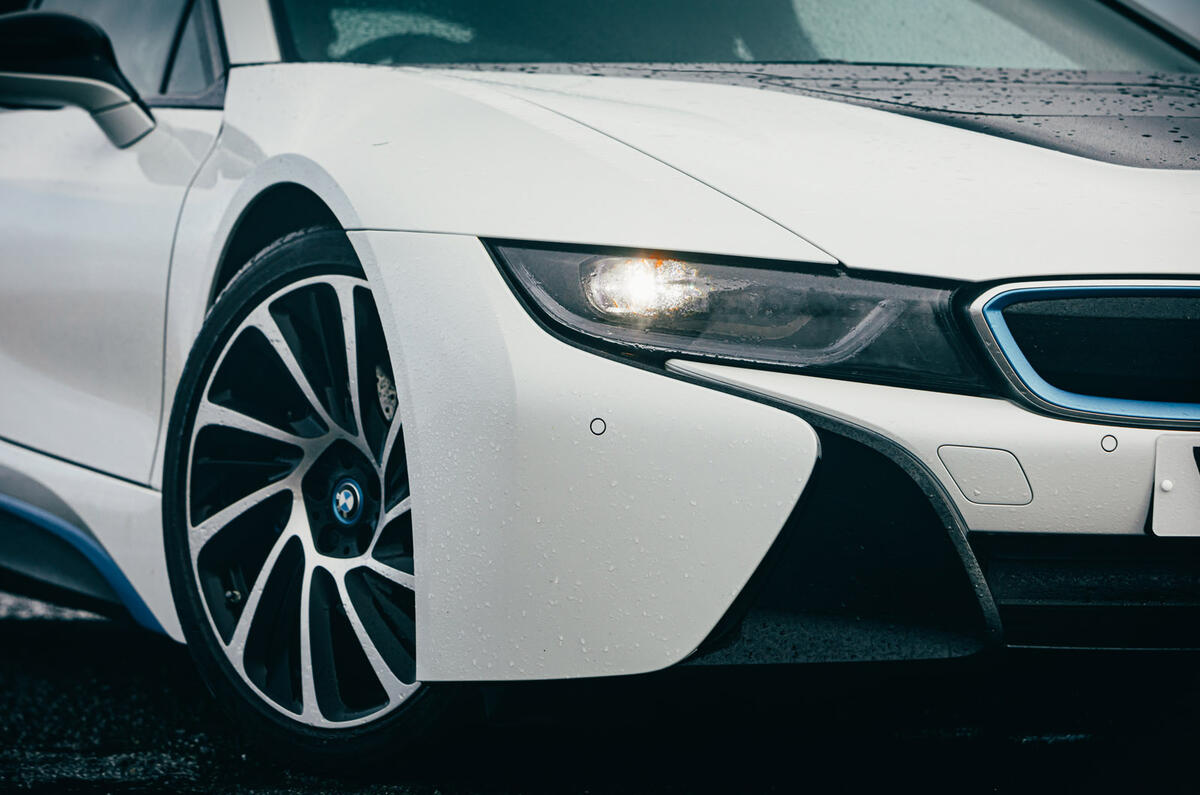 BMW i8 - static front BMW i8 - static front