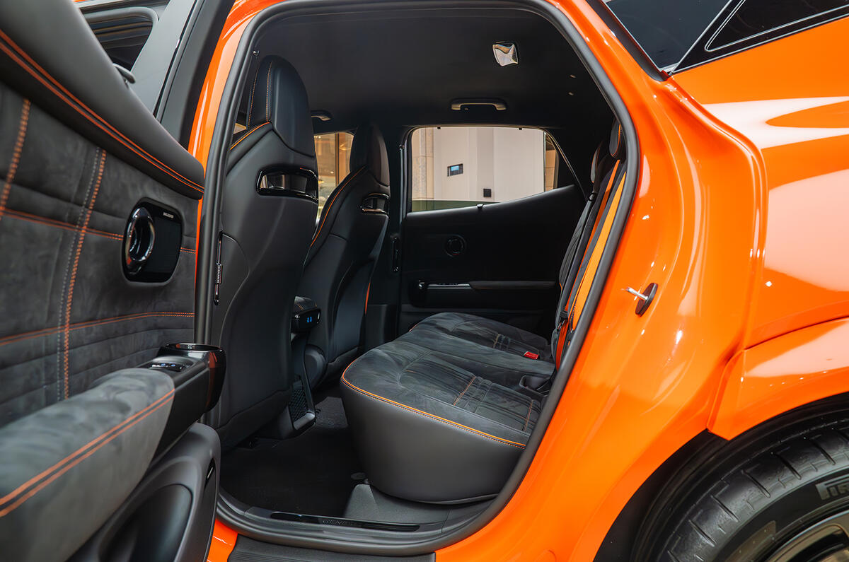 Genesis GV60 Magma