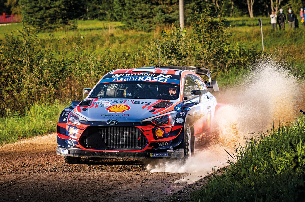 12 hyundai wrc 12 hyundai wrc